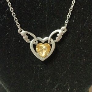 November heart shaped birthstone necklace 18" NWT (sku 480)